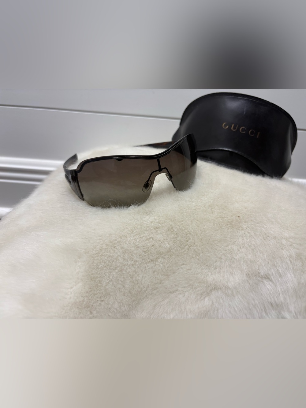 Gucci Brown Gradient Shield Sunglasses with Tortoiseshell Arms